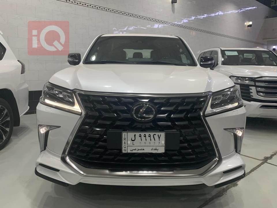 Lexus LX